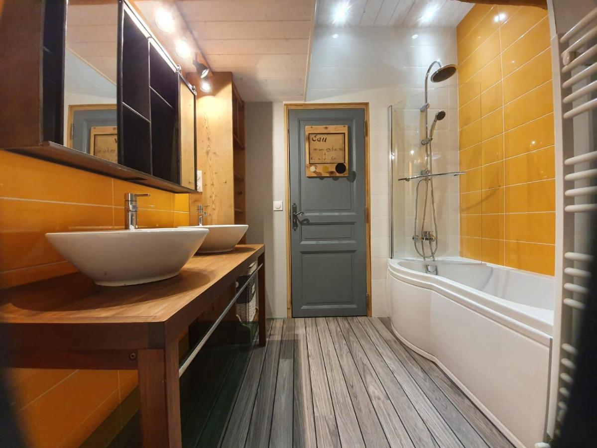 La Fontaine Des Amis Apartment Gap Bagian luar foto
